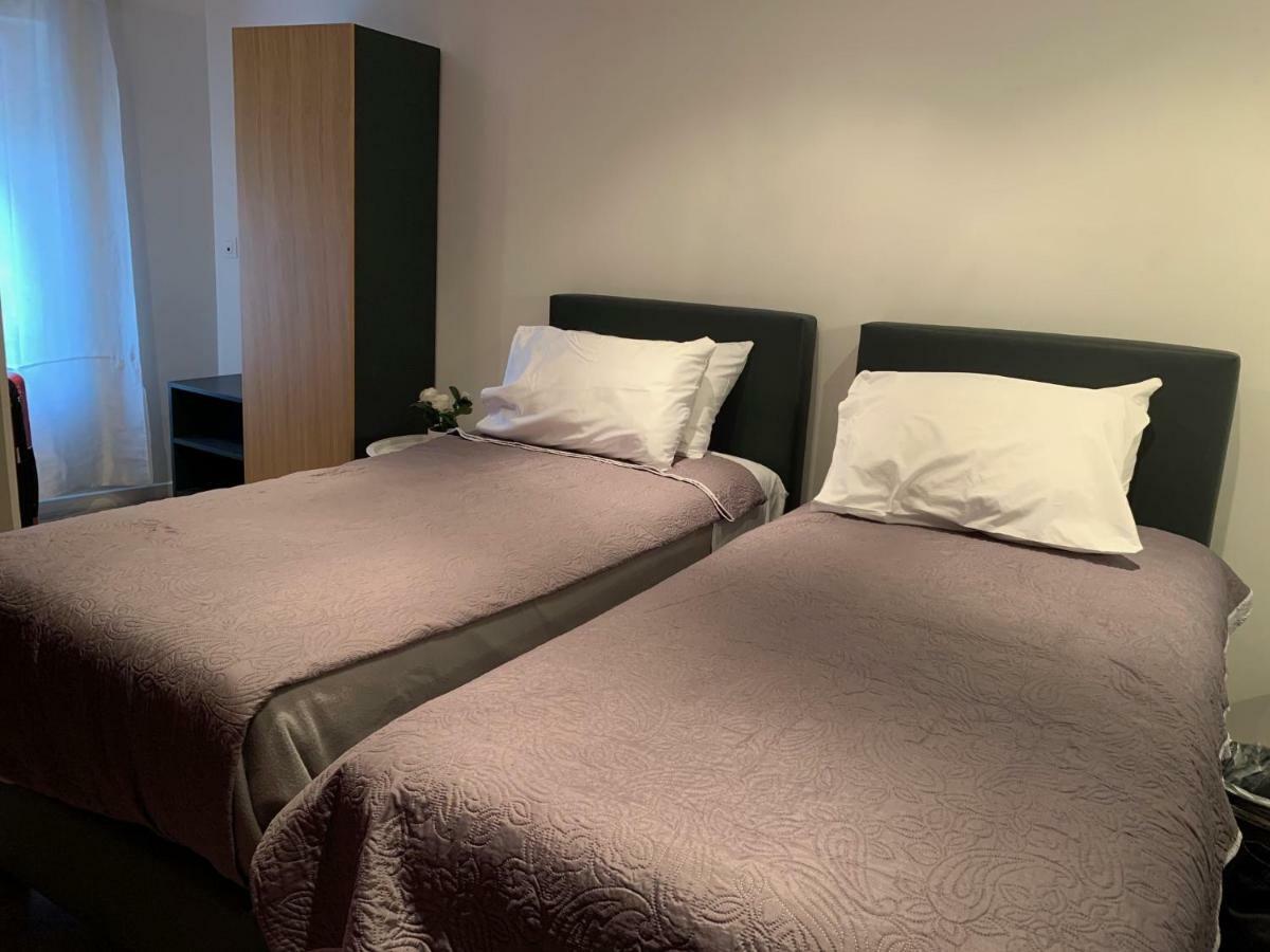 Hotel Hovi De La Mairie Aubervilliers Ngoại thất bức ảnh